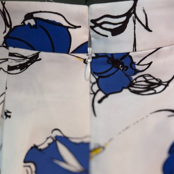 Brooks Brothers floral pleated skirt - Picture 9 of 12